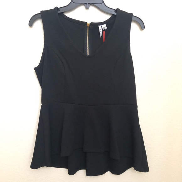ELLE Womens Small Black Peplum V-Neck Top Knit Tank Sleeveless NWT $40 - Picture 1 of 14